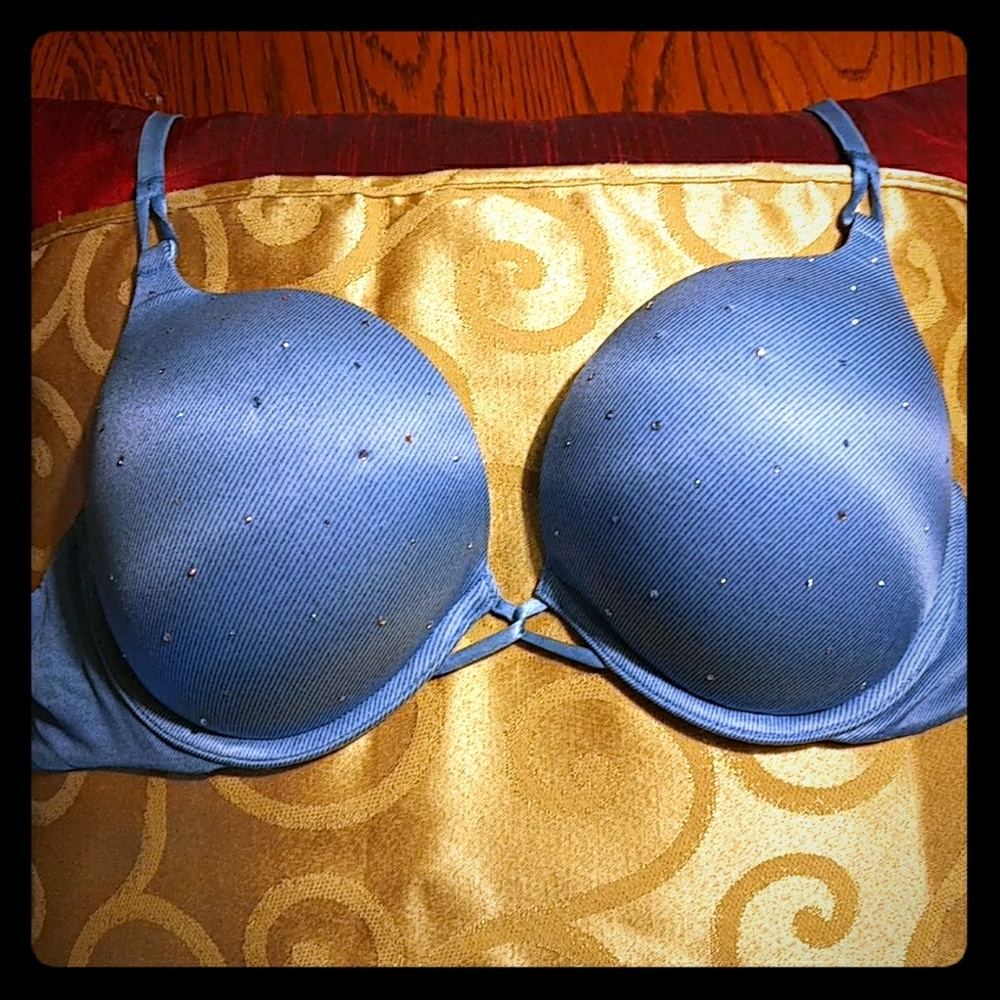 Victoria's Secret Miraculous Plunge 36C